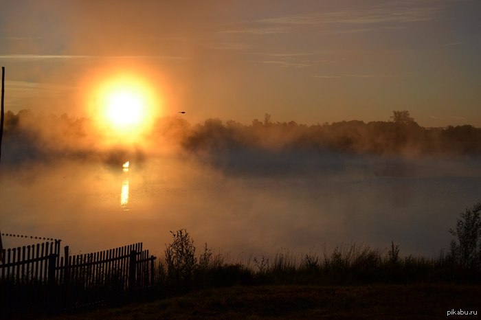 Работал в лагере...