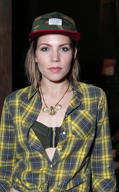 Skylar Grey Topless