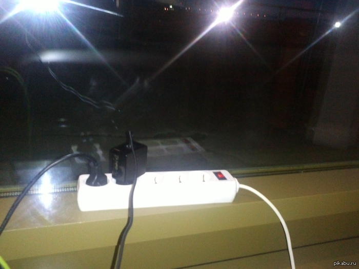 Сидим значит Сидим втроем в аэропорту Пулково, вылет в 6 утра, приехали раньше, так как метро ночью не работает, а на регистрацию по раньше