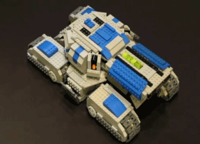 Terrains Tank выполненный из LEGO...