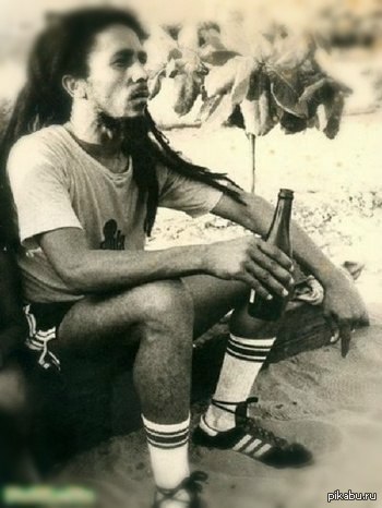 Последними словами, которые Боб Марли сказал сыну перед смертью, были: «Money can’t buy life» (Деньги не могут купить жизнь).