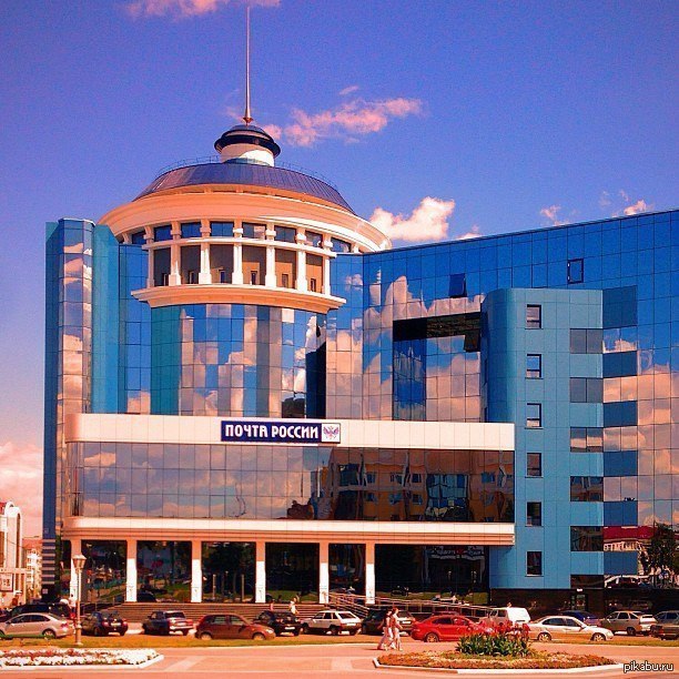 Почта саранск. Здание почтамта в Саранске. Почта России Саранск здание. Почта России центральное отделение. Красивое здание почты.