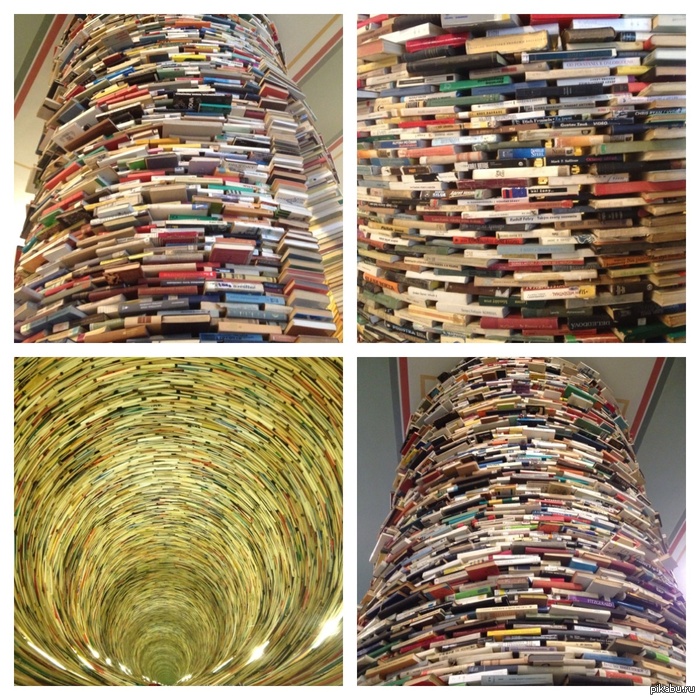 Книжный столб в Праге