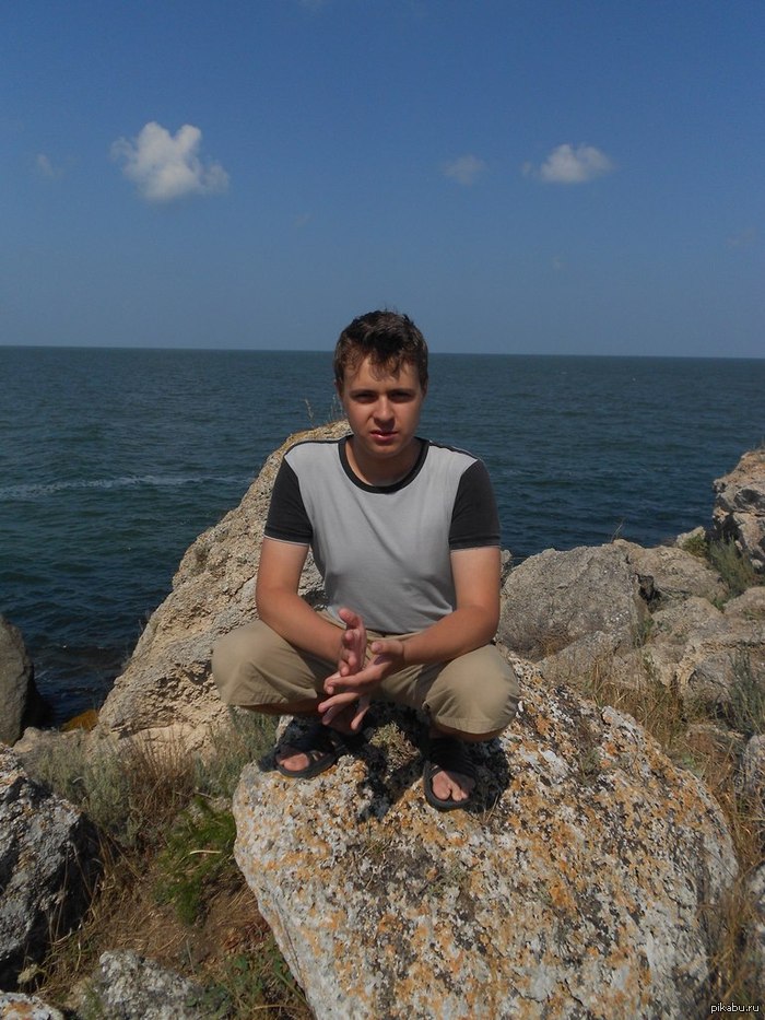 Сколько лет этому человеку?