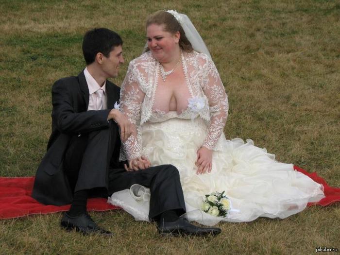 I've always wondered what makes people do this? - NSFW, Mat, Bride, The dress, Neckline