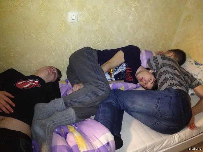 ������))