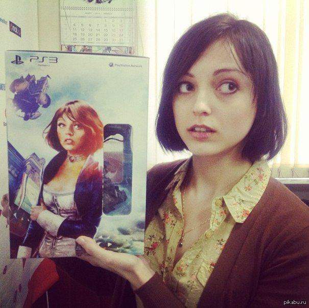 Анна Молева Твич