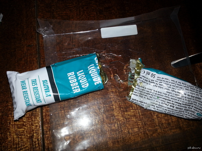 Хотел выдавить клей из тюбика.....