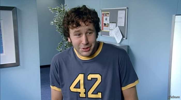 Да, кстати, Рой, твоя работа в проекте "Икарус" очень хороша. Ты проделал очень отличную работу. Спасибо!