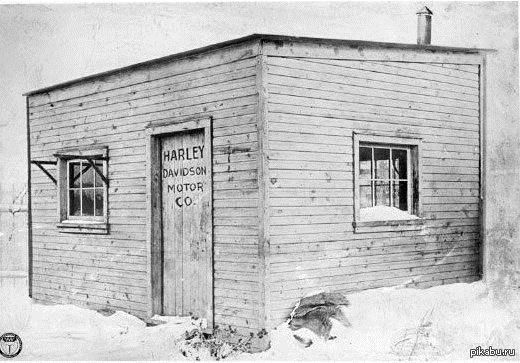   Harley Davidson, 1903 .