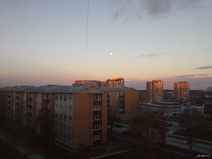 Я тоже выглянул в окно, но утром. | Пикабу