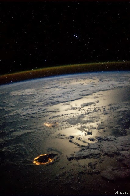 ISS astronauts dabbled with a magnifying glass and burned the Earth - Space, Pictures from space, Space