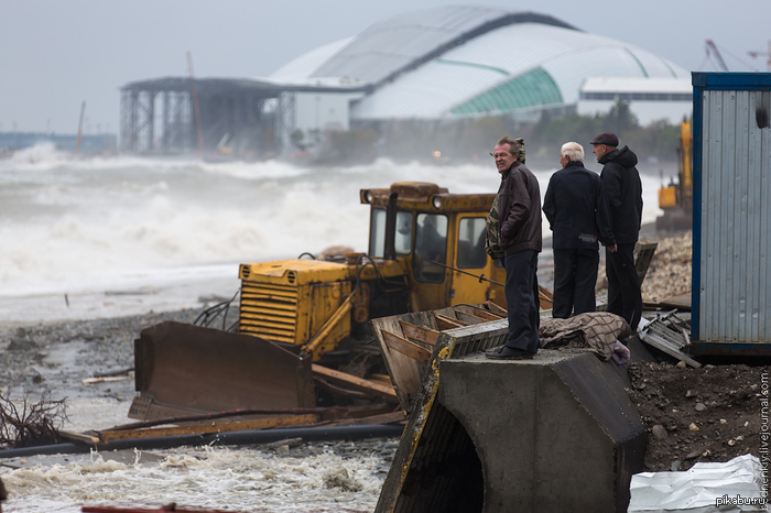 Масштаб очередного разрушения инженерных сооружений берегозащиты Имеретинской низменности Сочи