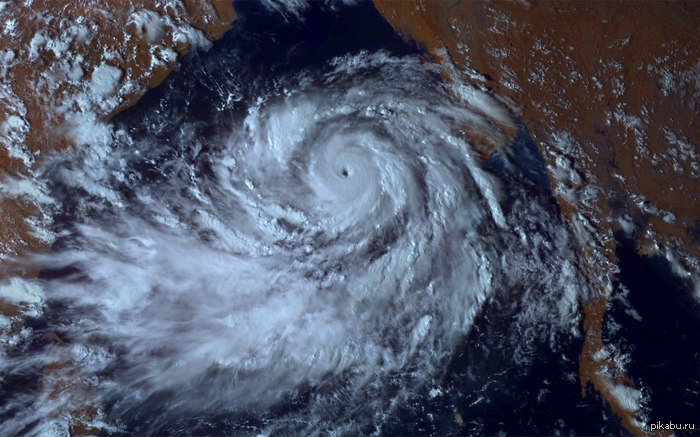   Phailin,  , 10  2013 .   "-".      36000         