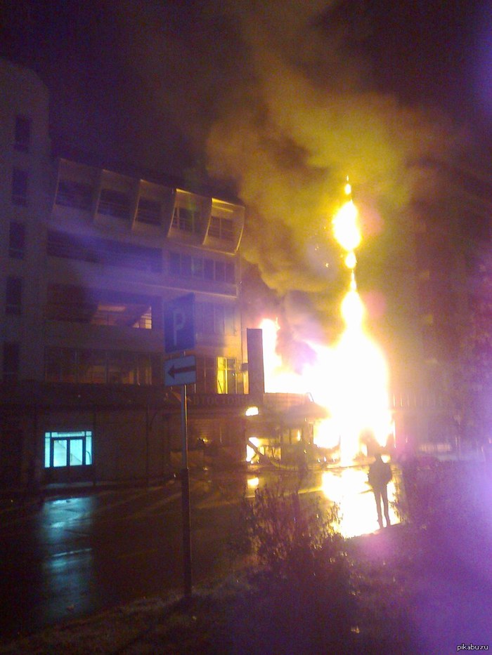 А у нас, в Вишняках взорвался газ. А у вас?