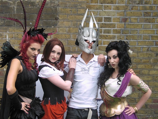 Единственное найденное изображение по косплею Оверлорда :(