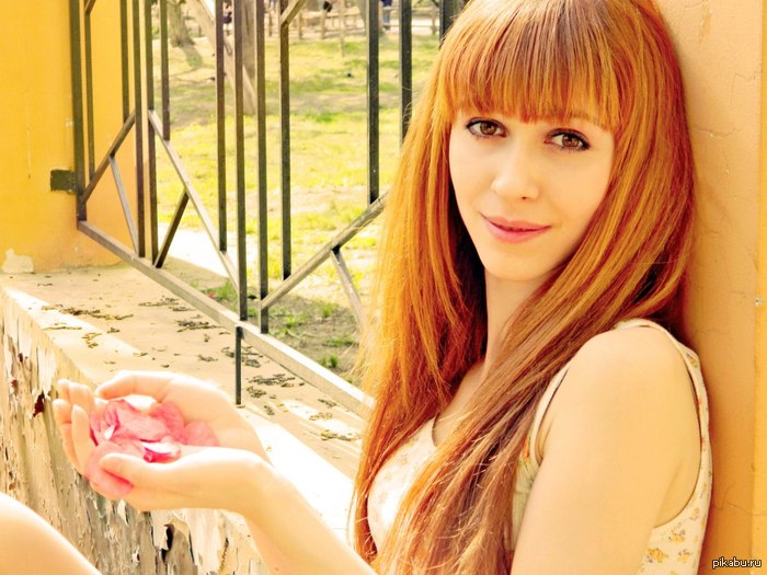 рыжая-бестыжая