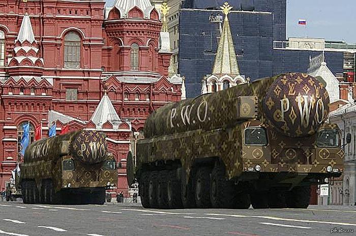 Новые ракеты на параде!