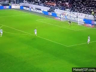 Двойной сейв Буффона в матче с Наполи