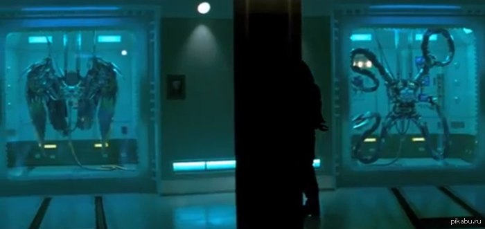 Кадр из трейлера "Amazing Spider-man 2". Щупальца Доктора Осьминога и крылья Стервятника