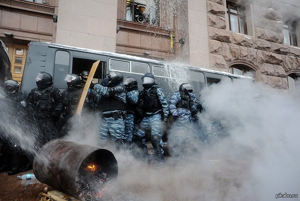 Беркут киев майдан. Протест Киев 2014 Беркут.