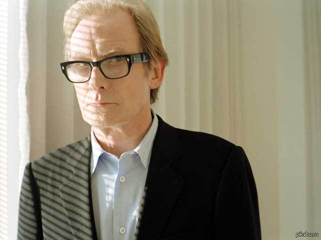 Bill nighy. Билл Найи. Билл Найи актер. Билл Найи Гарри Поттер. Билл Найи сейчас.