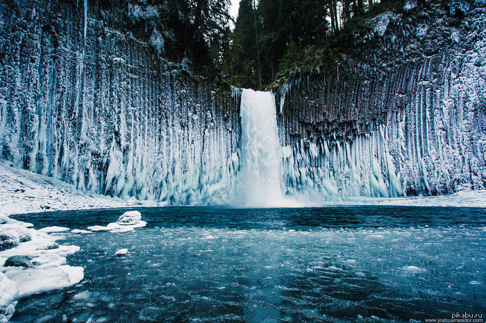     Abiqua Falls,   