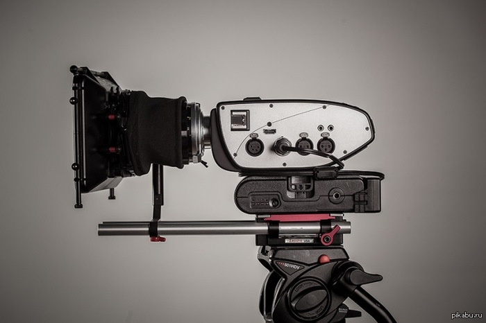  XXI .   -     Bolex.   .