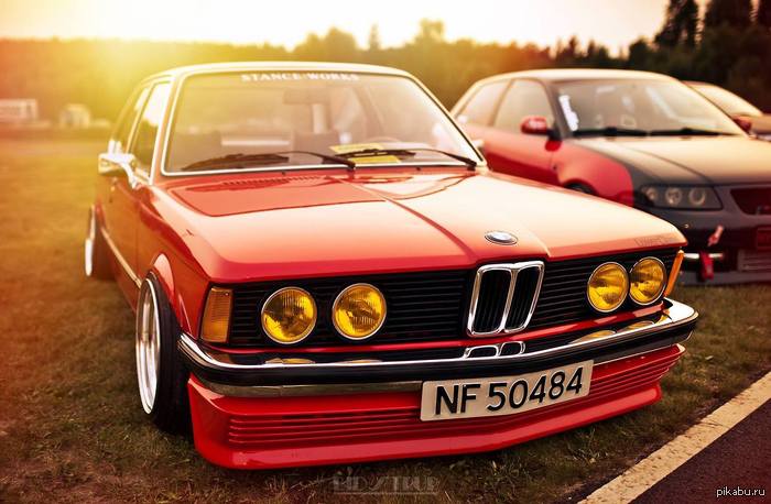 BMW E21 