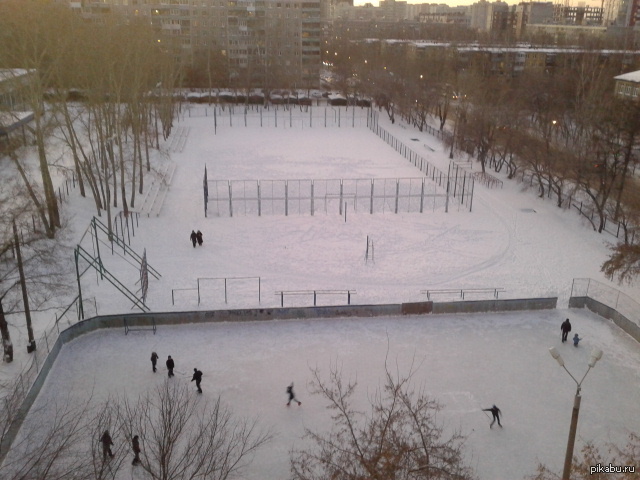 Новосибирск, 6 часов до Нового Года. Всех с Новым Годом, счастья, удачи и СНЕГАааааа.