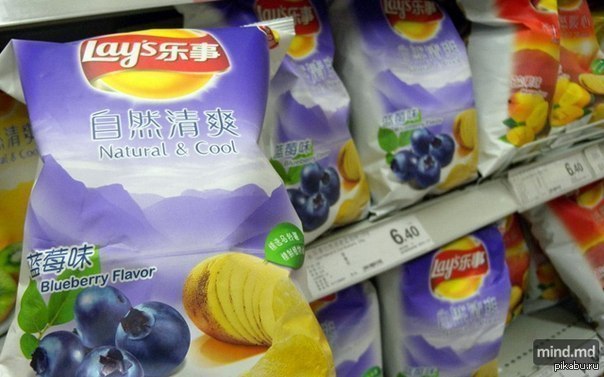 В Китае продается "Лэйс" со вкусом черники и множество других сладких чипсов.