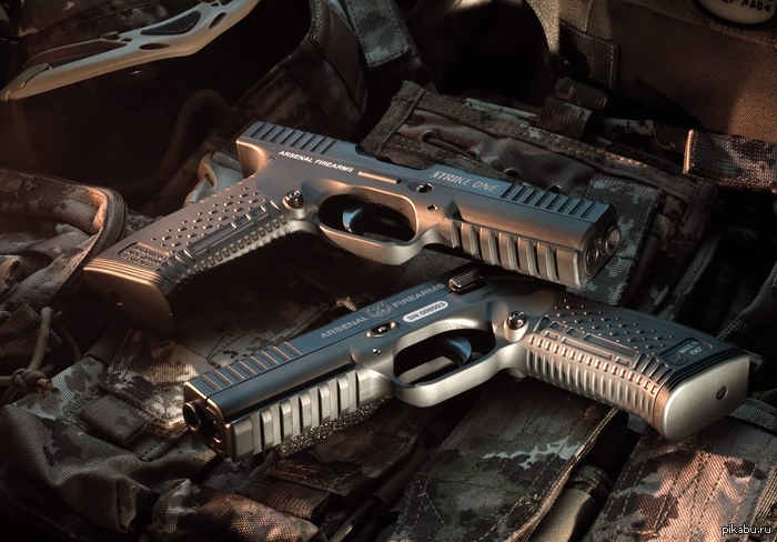 Российский пистолет калибра 9х19 "Черный стриж"(Strike-One) признан лучшим в мире. "Глок"-и нервно курят в сторонке