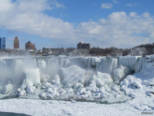 America's Niagara Falls are frozen. - Niagara Falls, America, Winter, Cold, USA