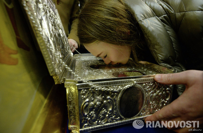 А вы успеете приложиться?