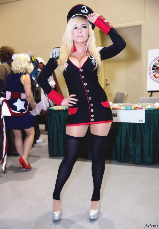 Jessica Nigri Stockings