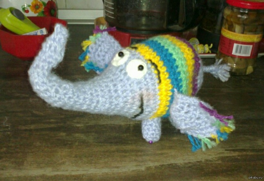 Моя мама вяжет игрушки! | Пикабу