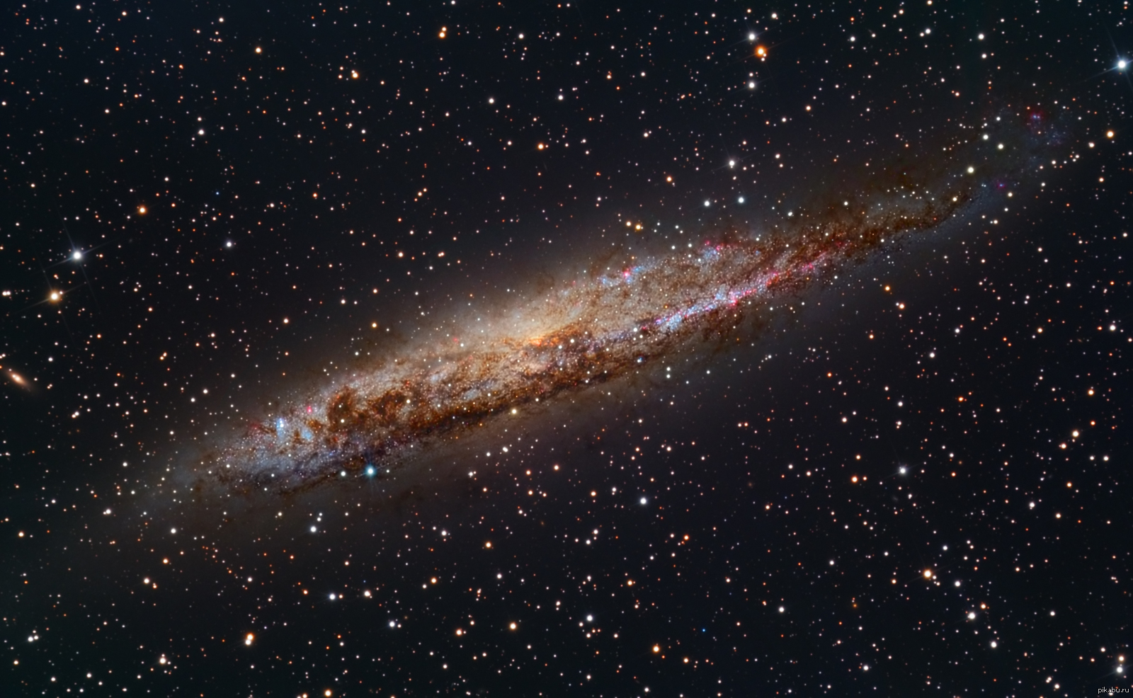 Самая дальняя планета в космосе. Вселенная Галактика Млечный путь. Галактика Млечный путь Хаббл. Галактика Центавр а. Линзообразная Галактика NGC 7049.