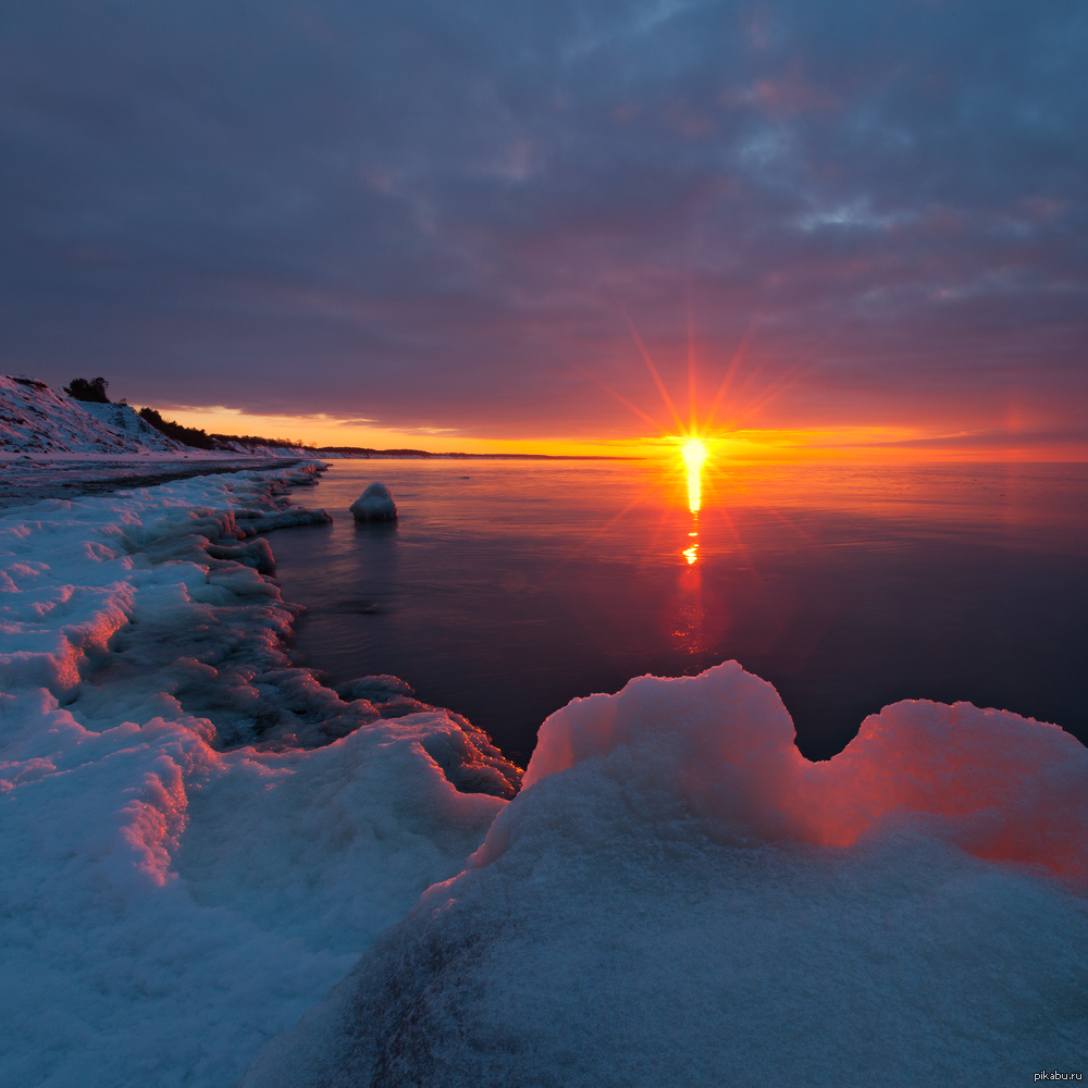 Зимний закат на море