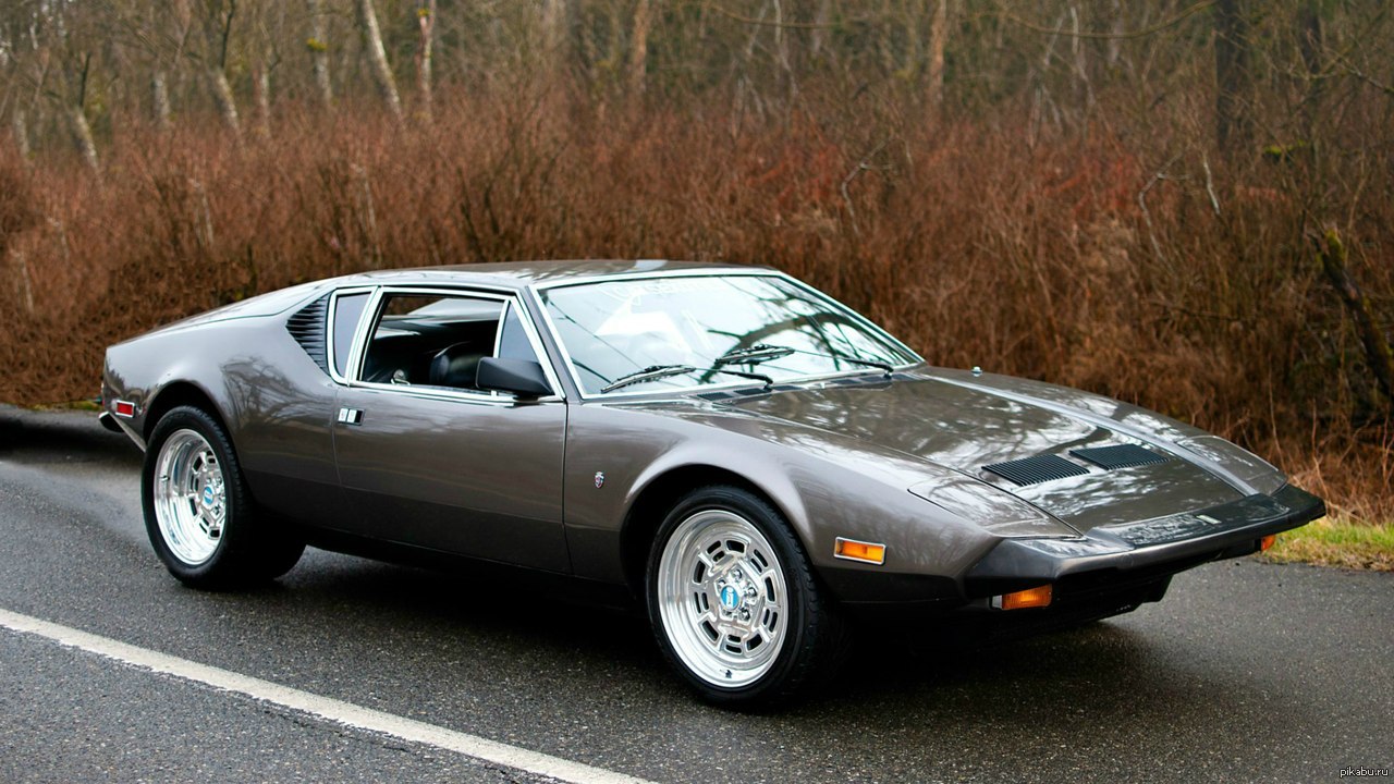 Римейк а 102 de Tomaso Pantera