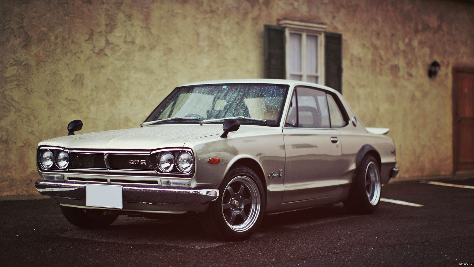 Ниссан классика фото. Nissan Skyline 2000 gt-r. Nissan Skyline 2000gt. Nissan Skyline r29. Nissan GTR 2000.