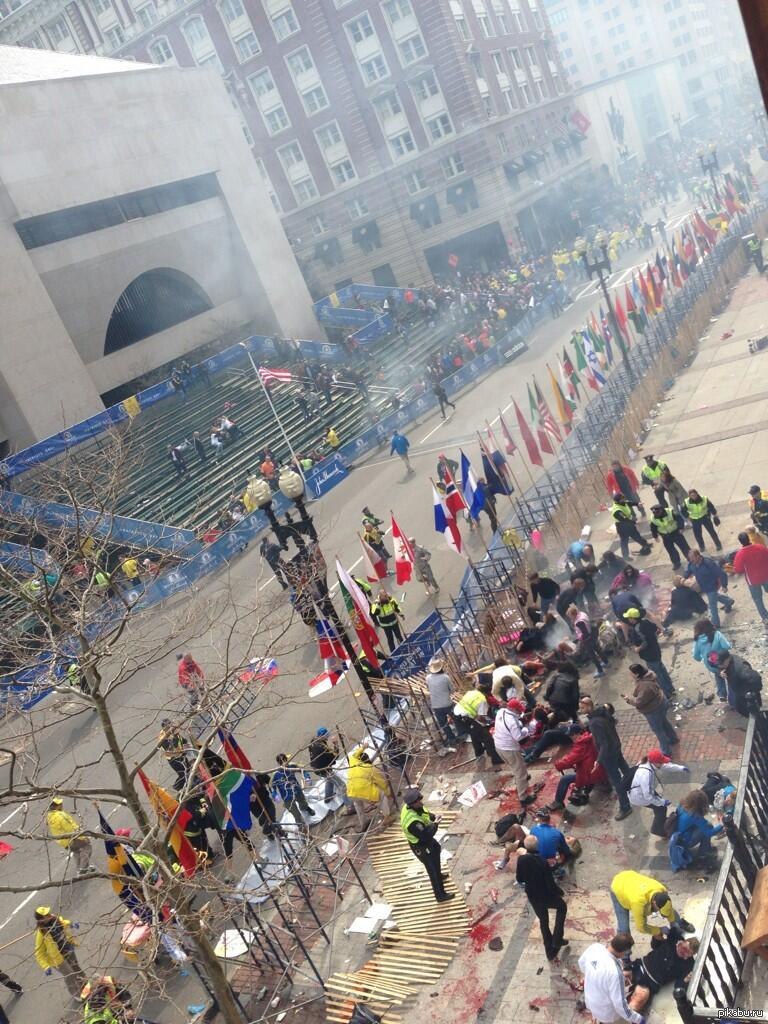 Кто из астрологов предсказал теракт. Теракт Бостонский марафон 2013. Трагедия в 2013 году в Бостоне. Бостон марафон 2013 теракт.