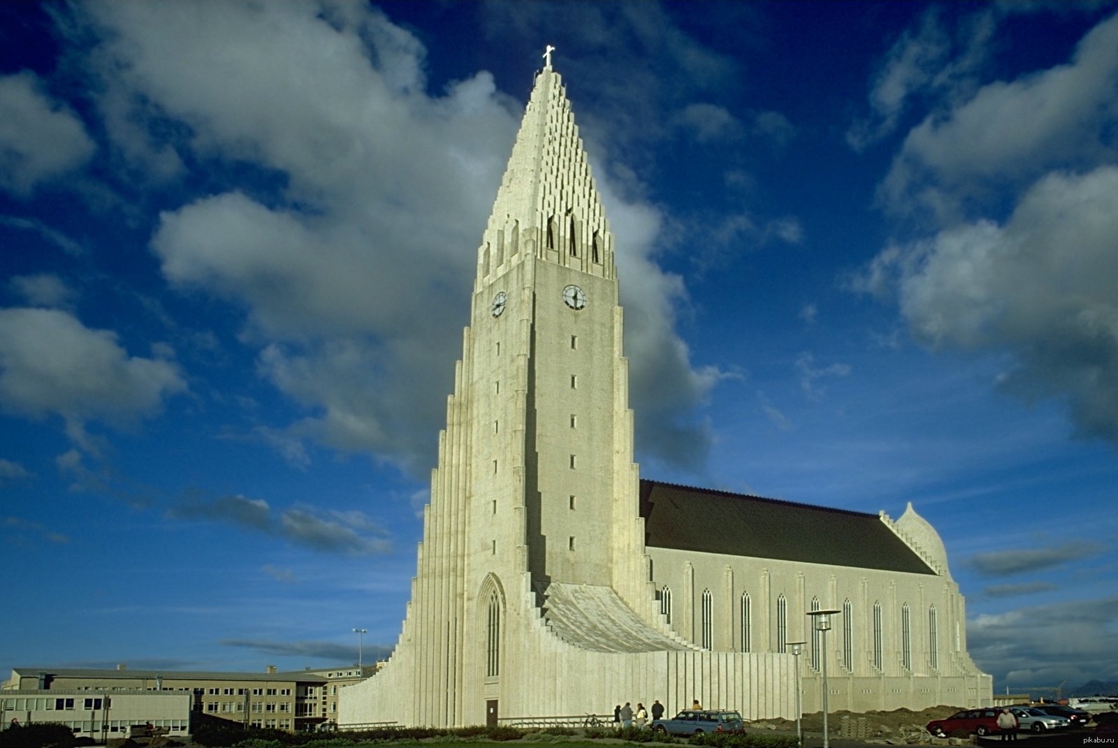 Unusual churches. Лютеранская Церковь Хадльгримскиркья. Церковь Хатльгримскиркья. Рейкьявик, Исландия.