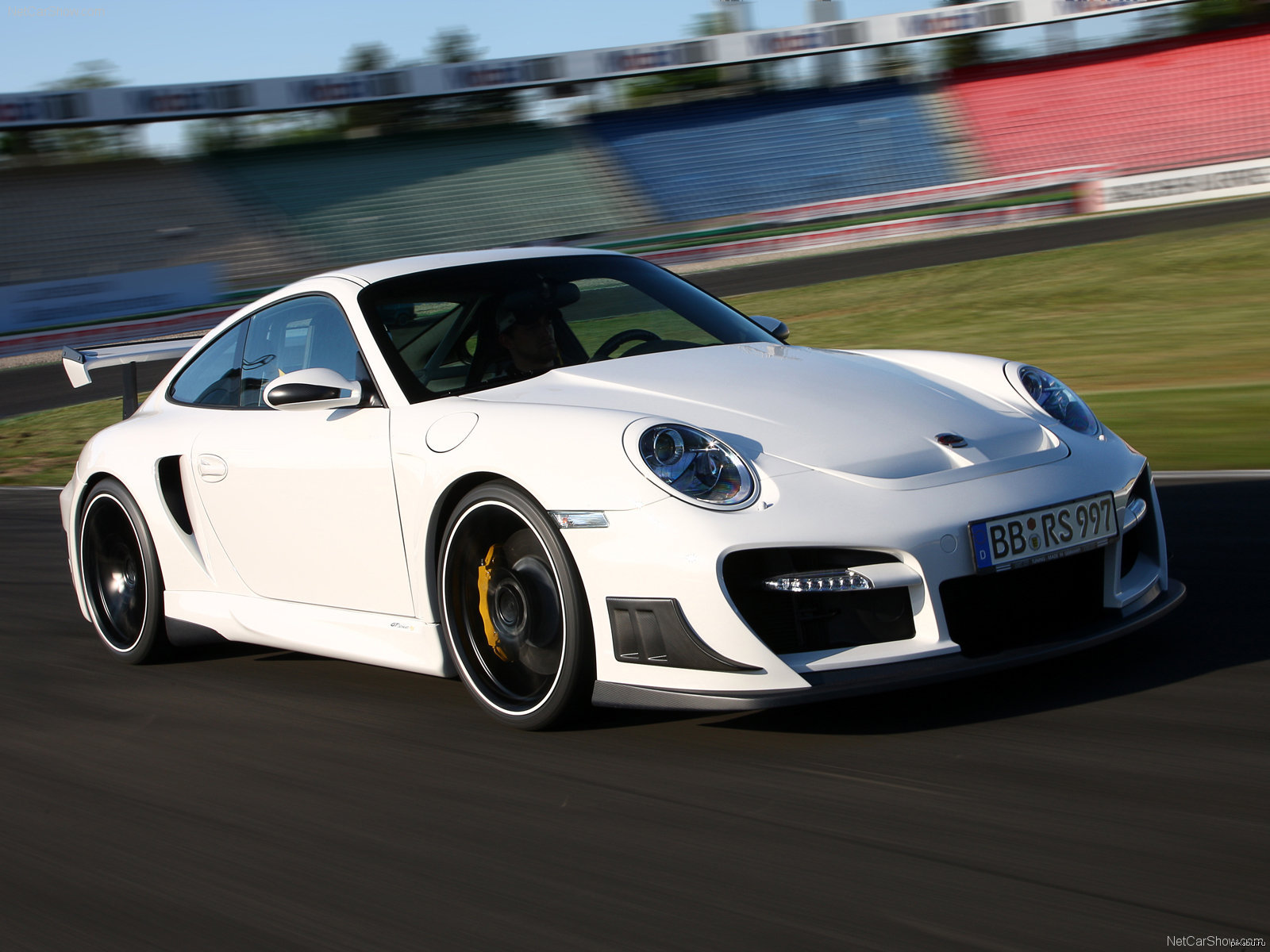 Порше спорткар. Porsche 911 gt Street RS. Porsche 911 gt2 2008. 911 Порш спортивный Порше. Porsche 911 gt2 RS 2008.