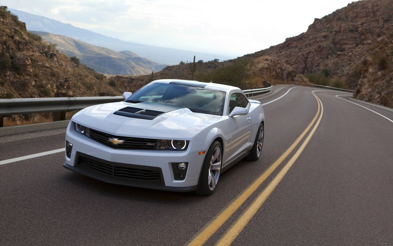 Chevrolet camaro. Chevrolet Camaro zl1 2012. Шевроле Camaro zl1 1966. Шевроле Камаро 2012. Шевроле Камаро зл1.