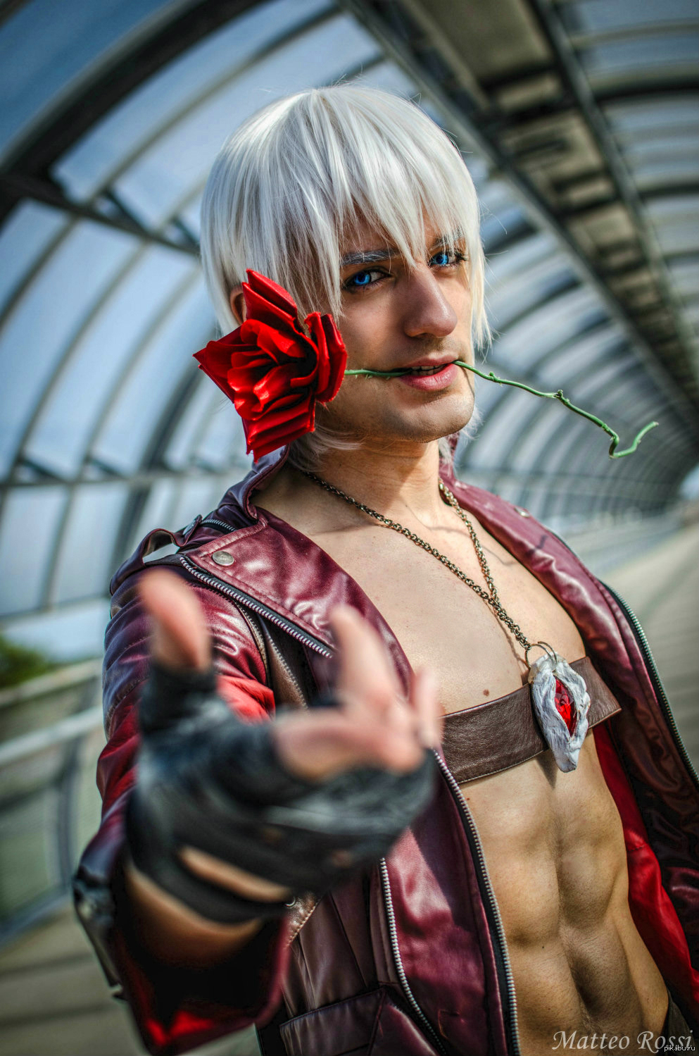 Top cosplay. Данте Devil May Cry Cosplay. Данте DMC косплей. Данте ДМС косплей.