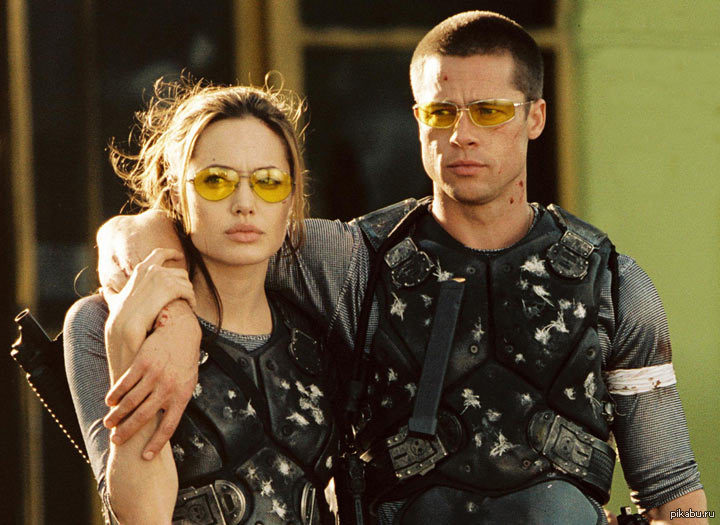 Mr and mrs smith. Мистер и миссис Смит фильм 2005. Бред Питт Мистер и миссис Смит. Брэд Питт и Анджелина Джоли Мистер и миссис Смит. Брэд Питт Мистер и миссис Смит фото.