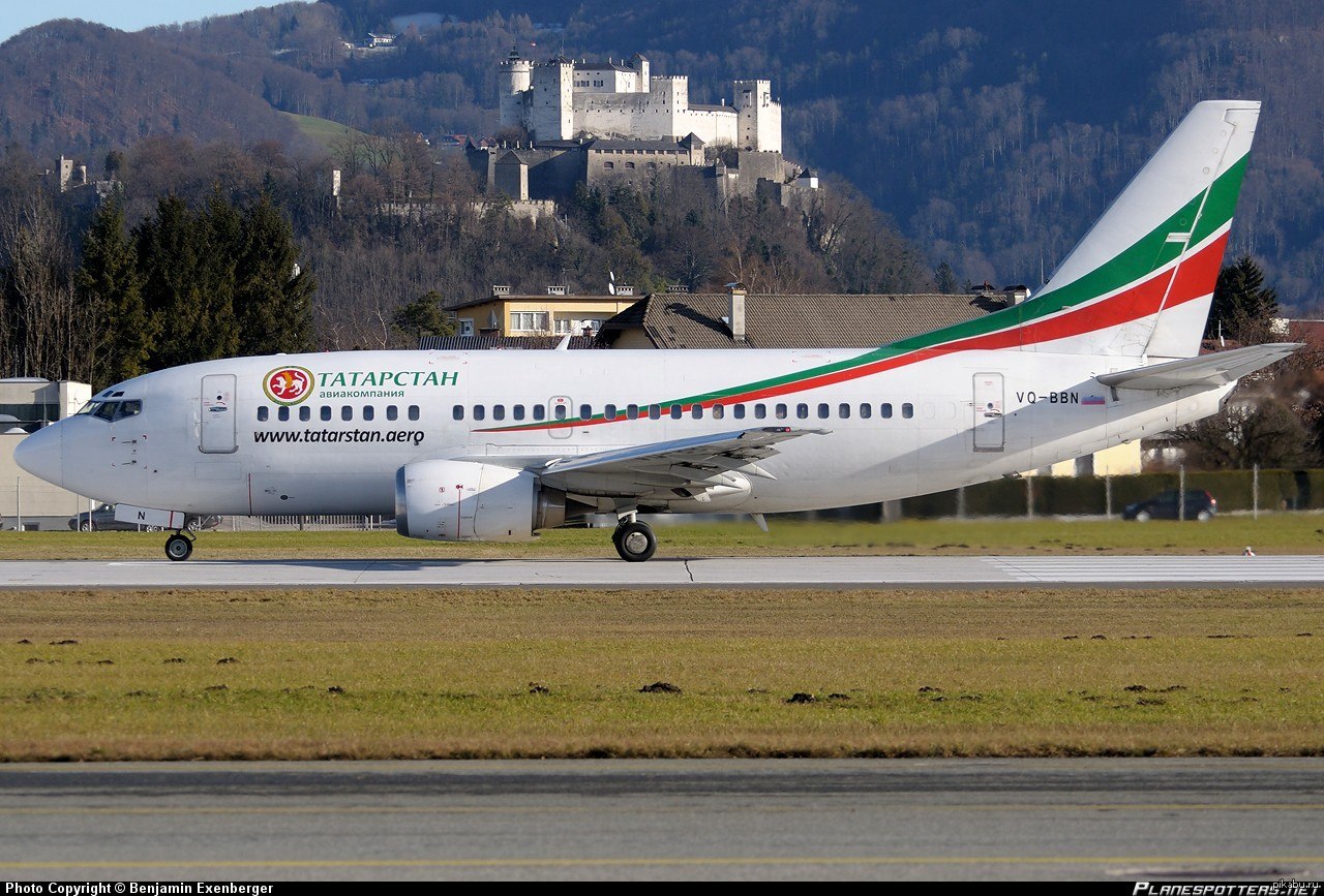 Ак татарстан. Boeing 737 Татарстан. Авиакомпания Татарстан Боинг 737. Самолет Боинг 737 500 Татарстан. Боинг 737 500 Татарстан Казань.