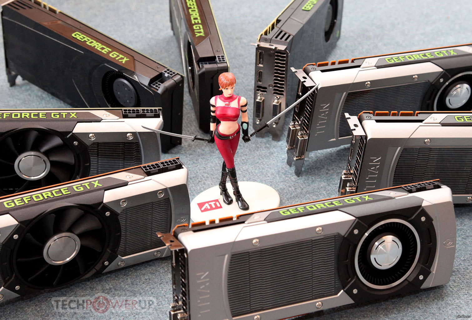 Geforce titan z. GTX Titan v SLI. GEFORCE GTX Titan z. Видеокарты Titan x и Titan z. GTX Titan Gaming z.