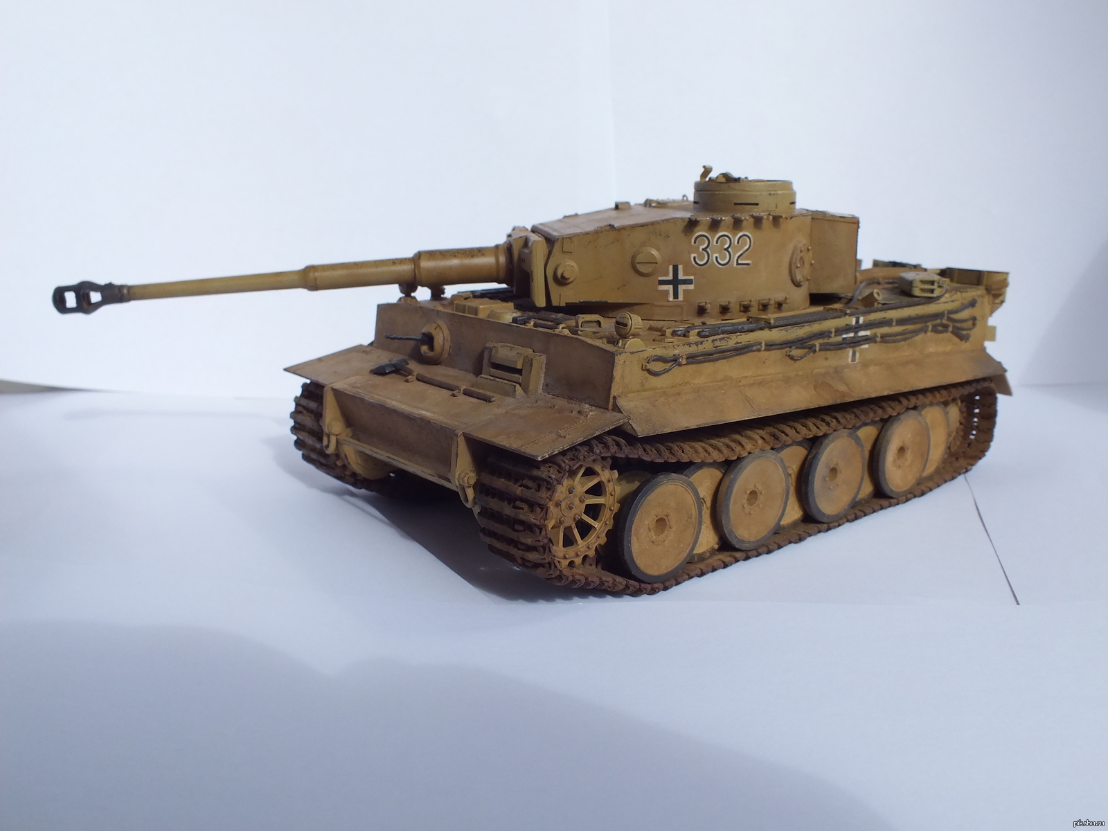 Pz kpfw vi tiger p. Танк т-6 тигр. PZ Kpfw vi Tiger model. Тигр 334 танк модель. Сборная модель умная бумага танк PZKPFW vi 