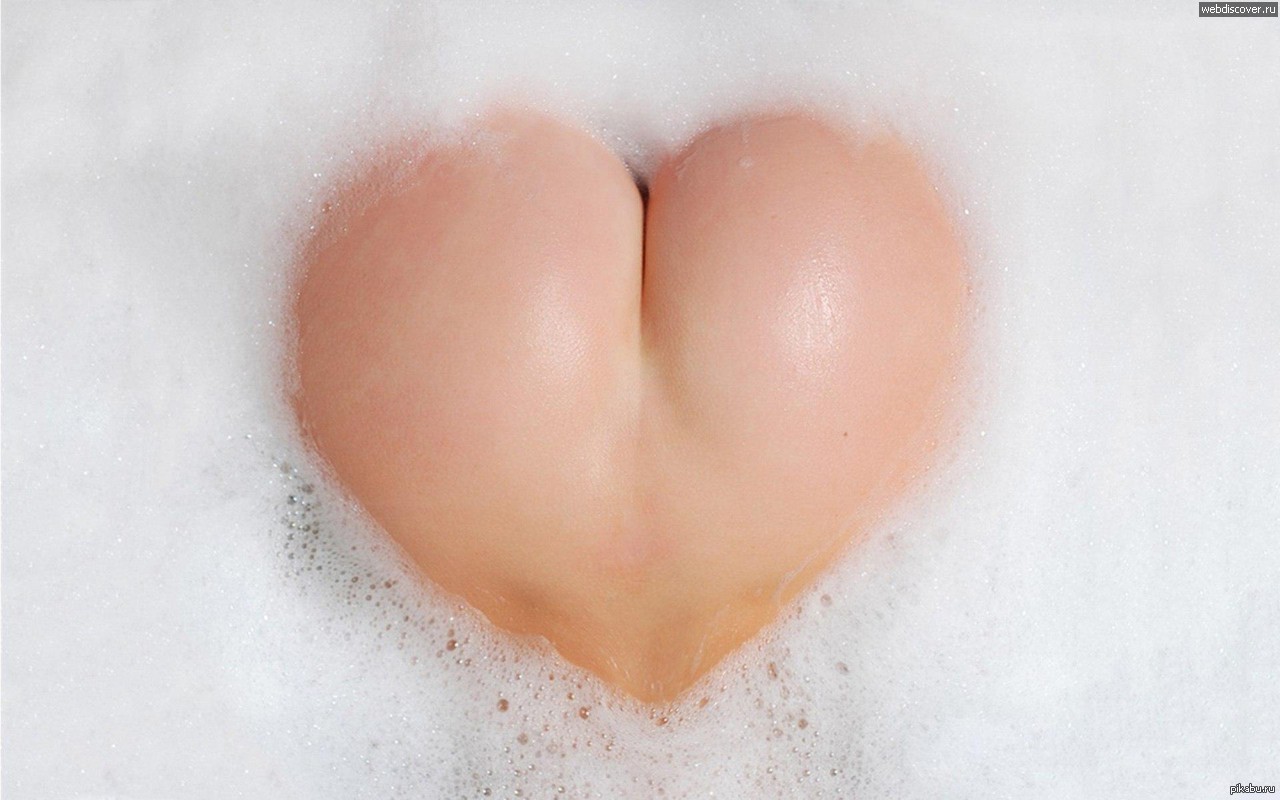 Heart Shaped Ass Nude